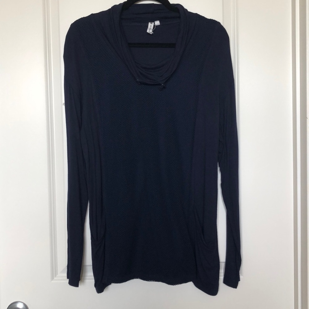 Navy Athlesiure Top